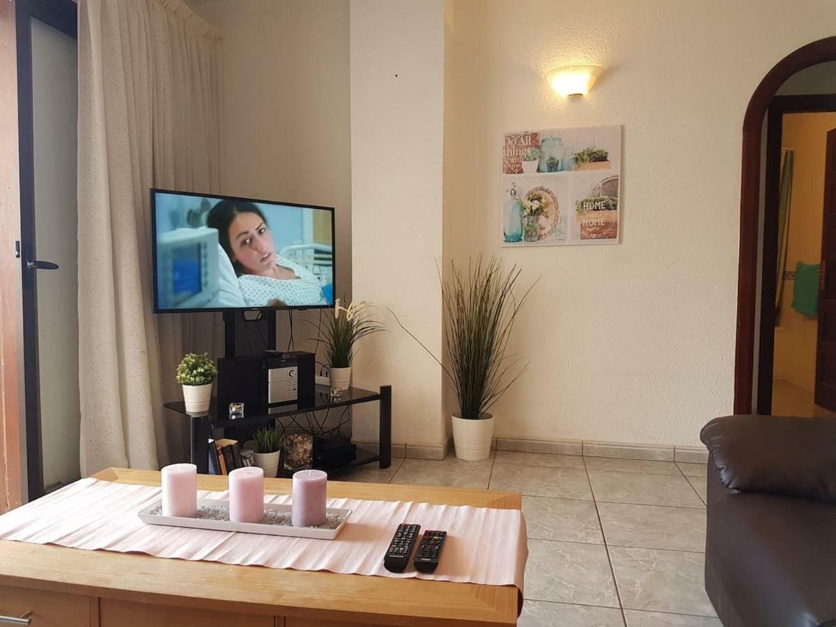 San Marino With Heated Pool, Only 450 Meters To The Beach, Wifi Арона Екстер'єр фото